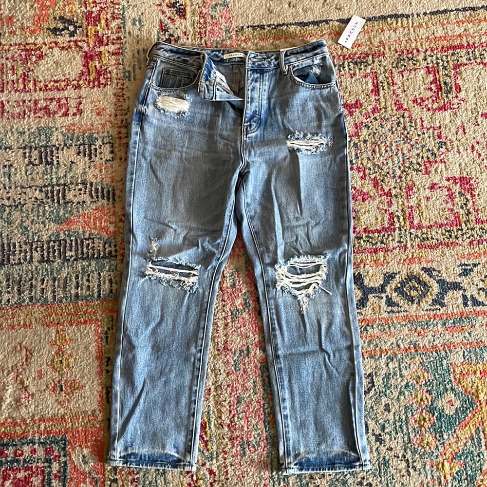 PAC sun mom jean. NWT. Size 27